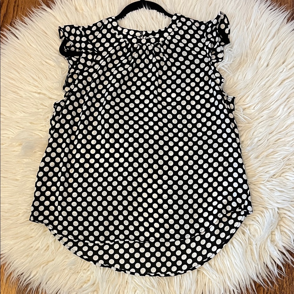 NWT Polka Dot Ruffle Sleeve Blouse